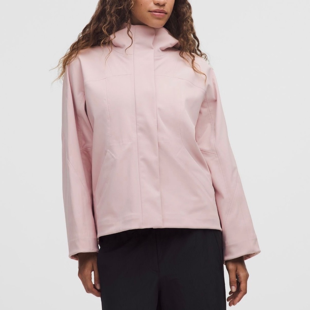 Lululemon RepelShell Cinch-Back Rain Jacket NWT Size 8 Mink Berry